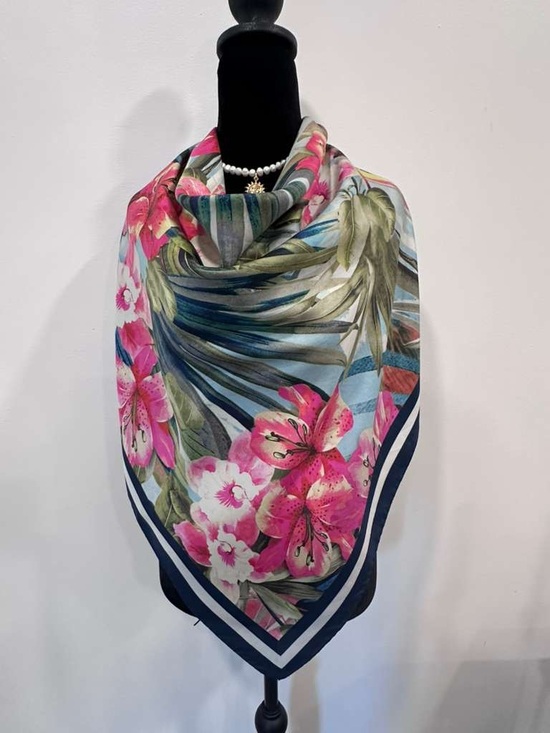 Unbranded Accessories - Unbranded Silk Scarf Floral Hand Rolled